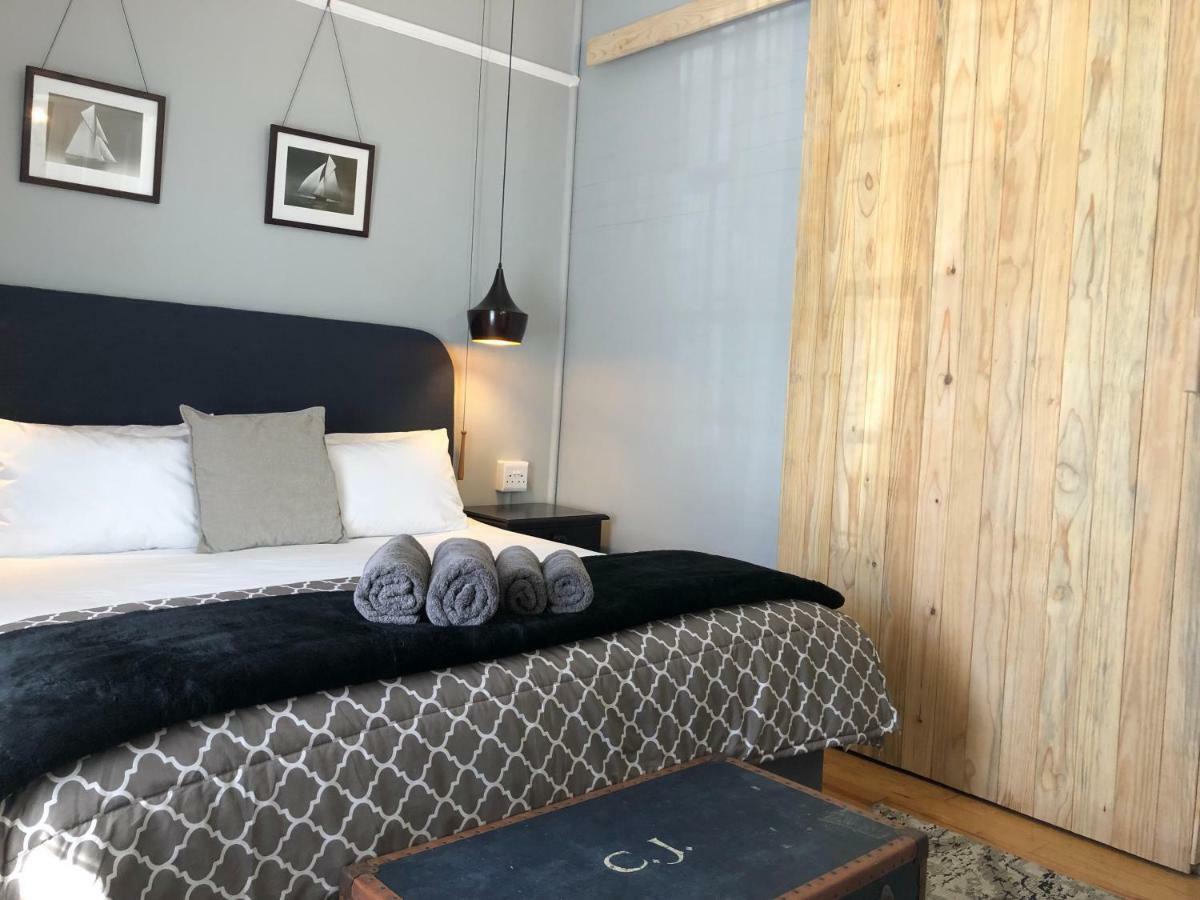 Hotel At The Loerie à Knysna Extérieur photo